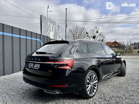 Skoda Superb 2019 - фото 6