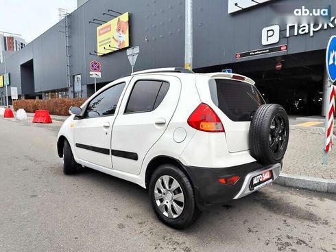 Geely GX-2 2013 - фото 9