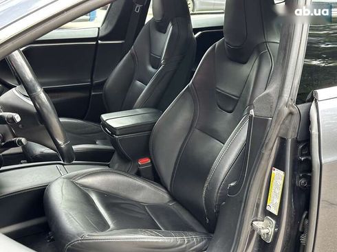 Tesla Model S 2016 - фото 12
