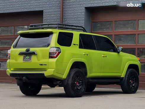 Toyota 4Runner 2021 - фото 19