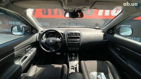 Mitsubishi Outlander 2013 - фото 27