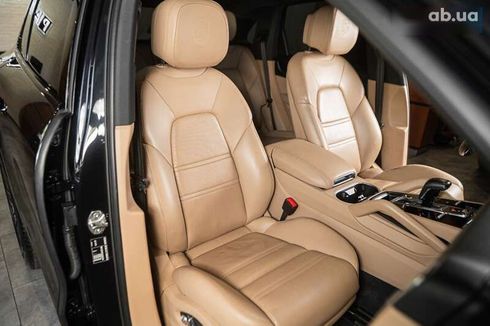 Porsche Cayenne 2020 - фото 22