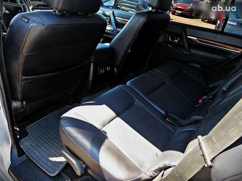 Mitsubishi Pajero Wagon 2008 - фото 17
