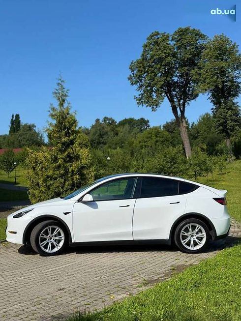 Tesla Model Y 2021 - фото 8