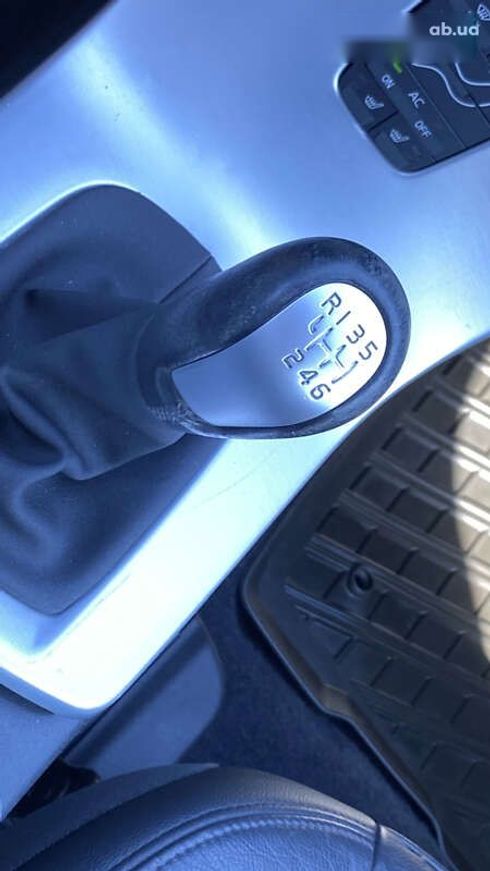 Volvo V50 2011 - фото 27