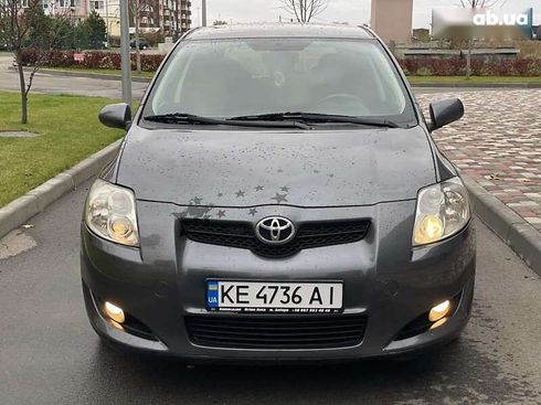 Toyota Auris 2008 - фото 2