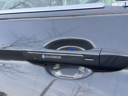 Volkswagen Tiguan 2021 - фото 11