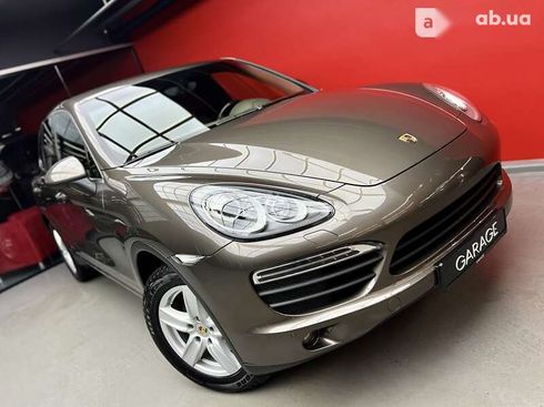 Porsche Cayenne 2012 - фото 16
