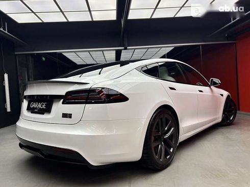 Tesla Model S 2023 - фото 19