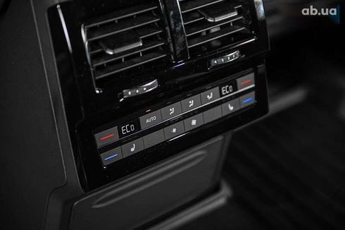Volkswagen Touareg 2025 - фото 19