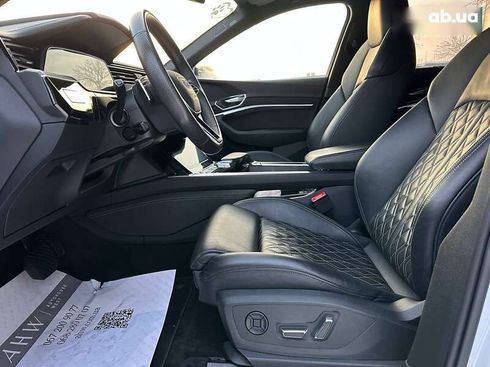 Audi E-Tron 2021 - фото 19