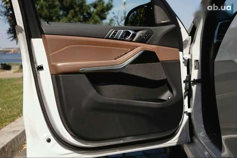 BMW X5 2022 - фото 16