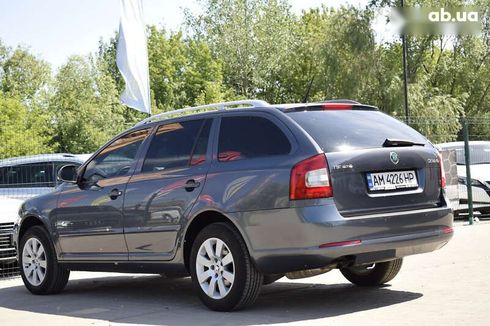 Skoda Octavia 2011 - фото 18