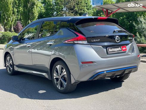 Nissan Leaf 2020 серый - фото 10