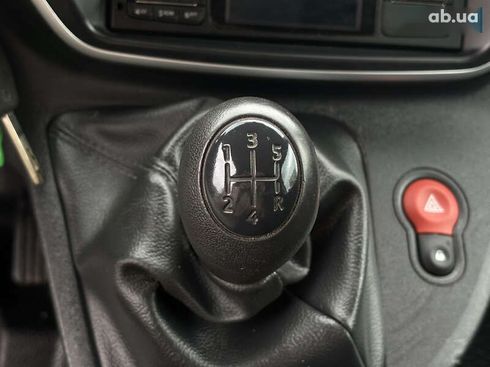 Renault Kangoo 2019 - фото 15