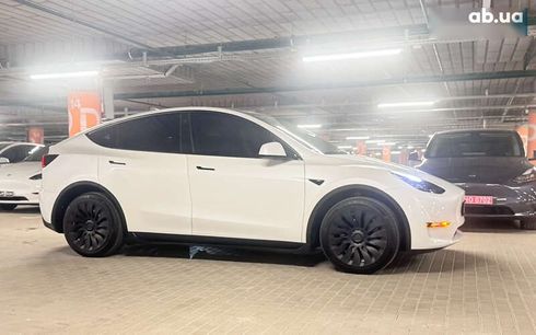 Tesla Model Y 2023 - фото 8