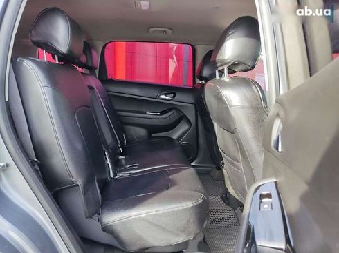 Chevrolet Orlando 2016 - фото 12
