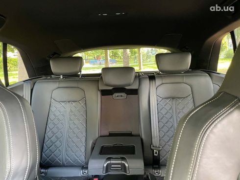 Audi Q8 2021 синий - фото 35