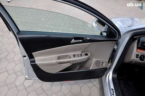 Volkswagen Passat 2005 - фото 17