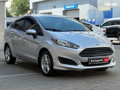Ford Fiesta 2019 серый - фото 3