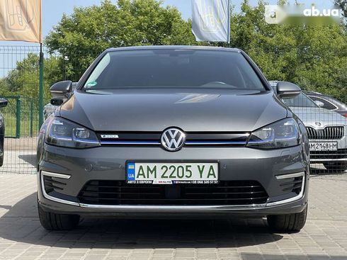 Volkswagen e-Golf 2020 - фото 4