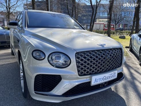 Bentley Bentayga 2024 - фото 18