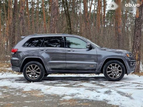 Jeep Grand Cherokee 2016 - фото 12