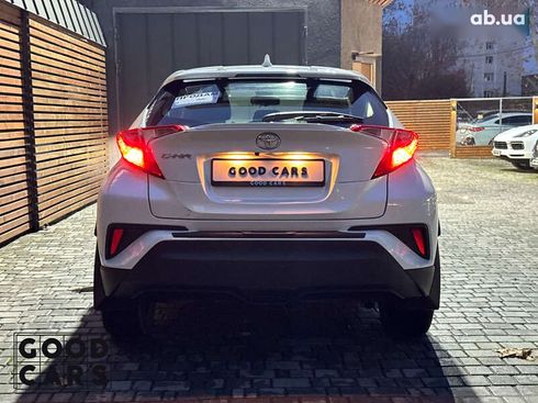 Toyota C-HR 2019 - фото 6