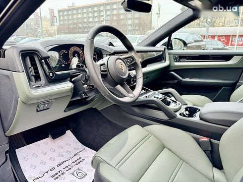 Porsche Cayenne Coupe 2024 - фото 23