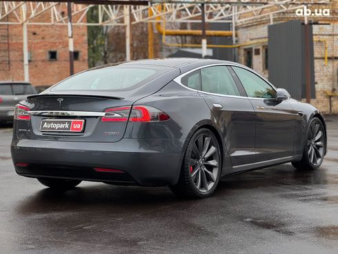Tesla Model S 2017 серый - фото 17