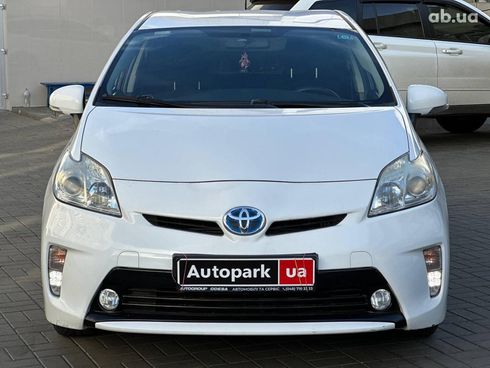 Toyota Prius 2014 белый - фото 2