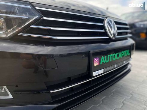 Volkswagen Passat 2017 - фото 8