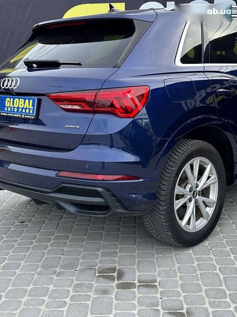 Audi Q3 2020 - фото 27