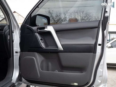 Toyota Land Cruiser Prado 2010 - фото 28