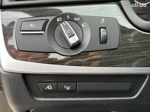 BMW 5 серия 2012 черный - фото 19