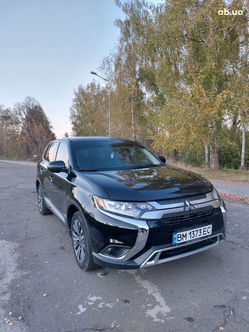 Mitsubishi Outlander 2020 черный - фото 7