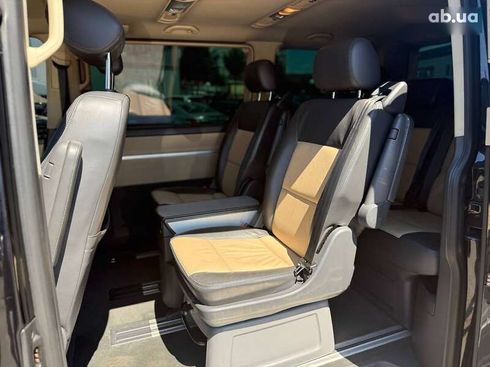 Volkswagen Multivan 2012 - фото 18