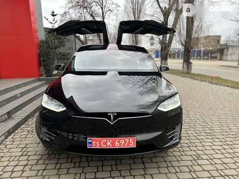 Tesla Model X 2018 - фото 17