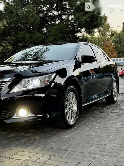 Toyota Camry 2012 - фото 6