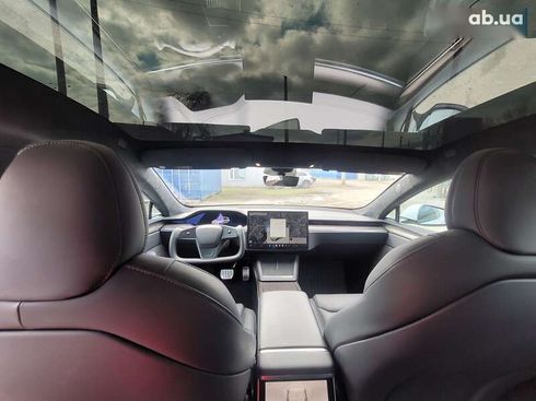 Tesla Model S 2022 - фото 12