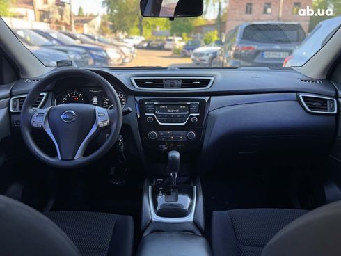 Nissan Qashqai 2017 белый - фото 35