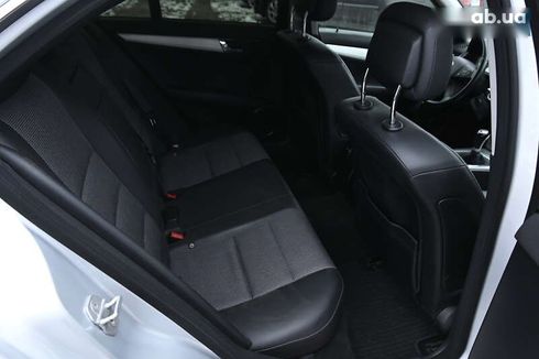Mercedes-Benz C-Класс 2009 - фото 29
