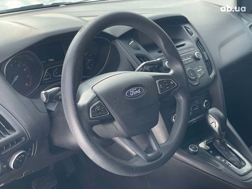 Ford Focus 2016 белый - фото 13