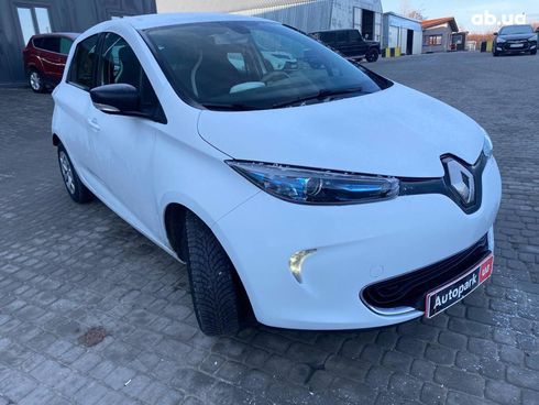 Renault Zoe 2018 белый - фото 3