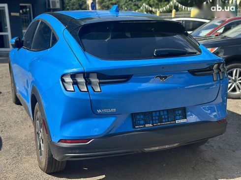 Ford Mustang Mach-E 2022 - фото 6