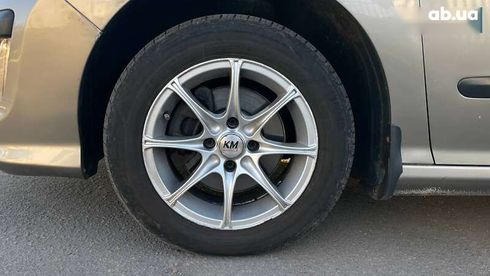 Peugeot 308 2011 - фото 10