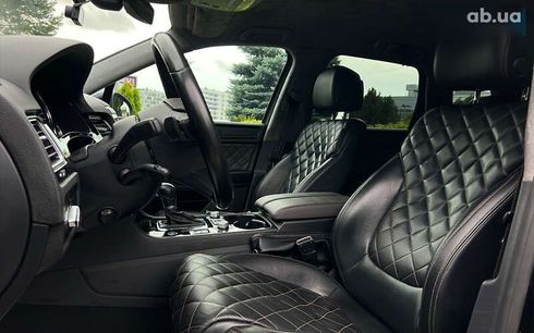 Volkswagen Touareg 2018 - фото 17