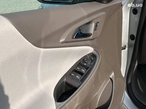 Chevrolet Malibu 2019 серый - фото 31