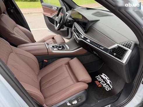 BMW X5 2024 - фото 30