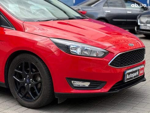 Ford Focus 2016 красный - фото 4